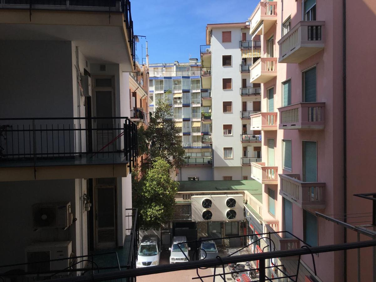 Ingrid Corso Mombello San Remo Kültér fotó